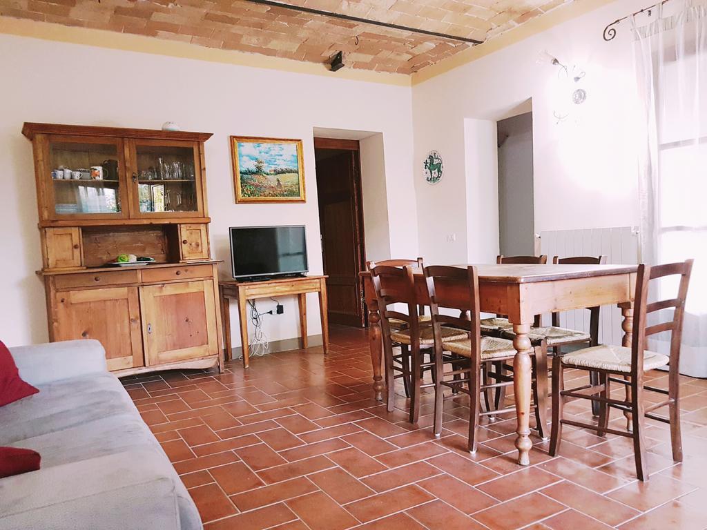 Agriturismo Il Poderino 비보나 외부 사진